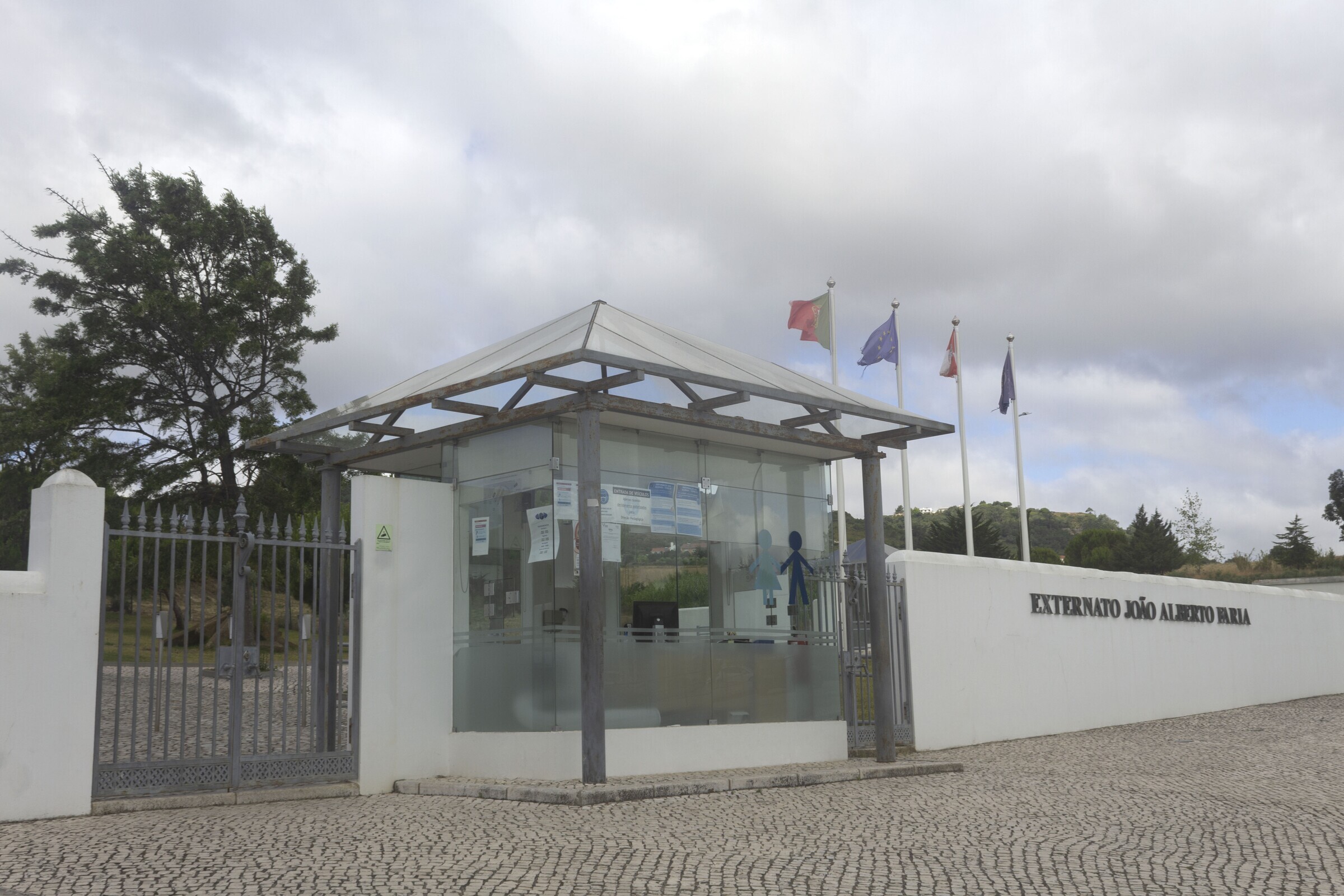 Externato João Alberto Faria (EJAF)